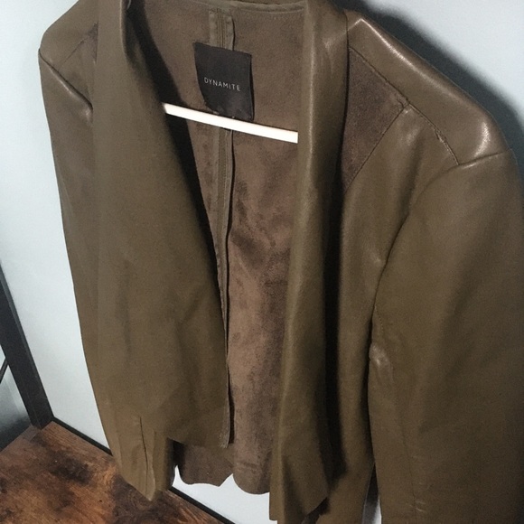 Dynamite Olive Green Faux Leather Open Blazer - Picture 3 of 4